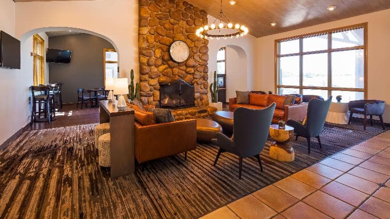 Best Western Plus CottonTree Inn 4