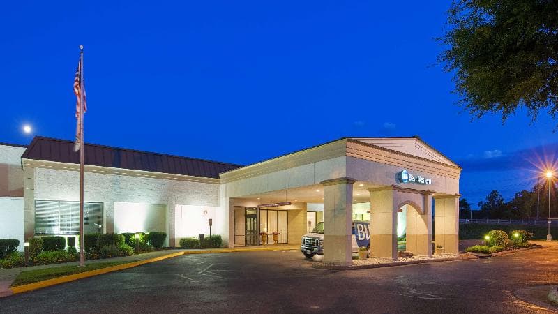 Best Western Leesburg Hotel & Conference Center 3