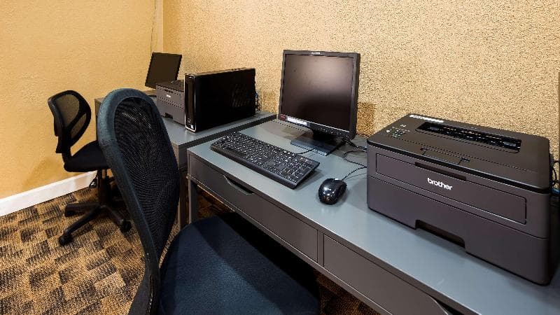 Best Western Springfield photo 1