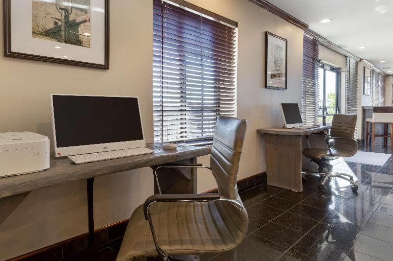Best Western Plus South Hill Inn photo 1