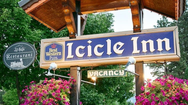 Icicle Village Resort 5