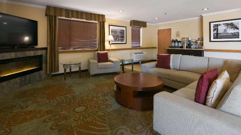 Best Western Tumwater-Olympia Inn photo 1