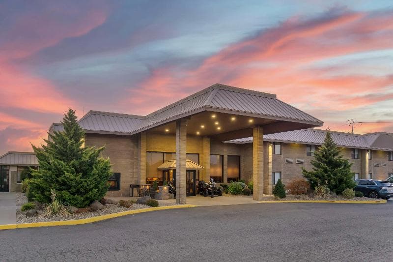 Best Western Plus Ahtanum Inn 5
