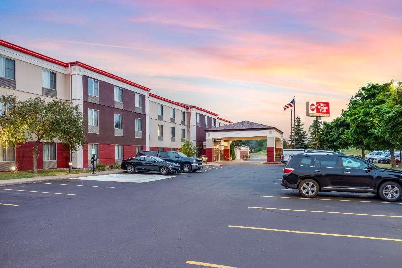 Best Western Plus Eau Claire Conference Center 2