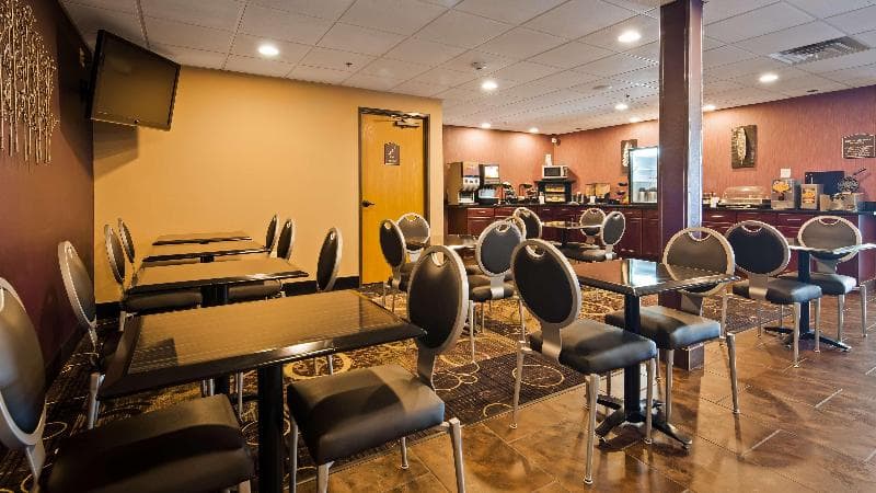 Best Western Plover-Stevens Point Hotel & Conference Ctr 3