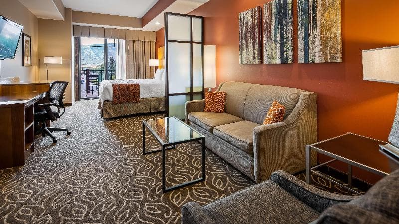 Best Western Premier Ivy Inn & Suites 5