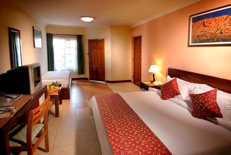 Bukit Merah Laketown Resort 3
