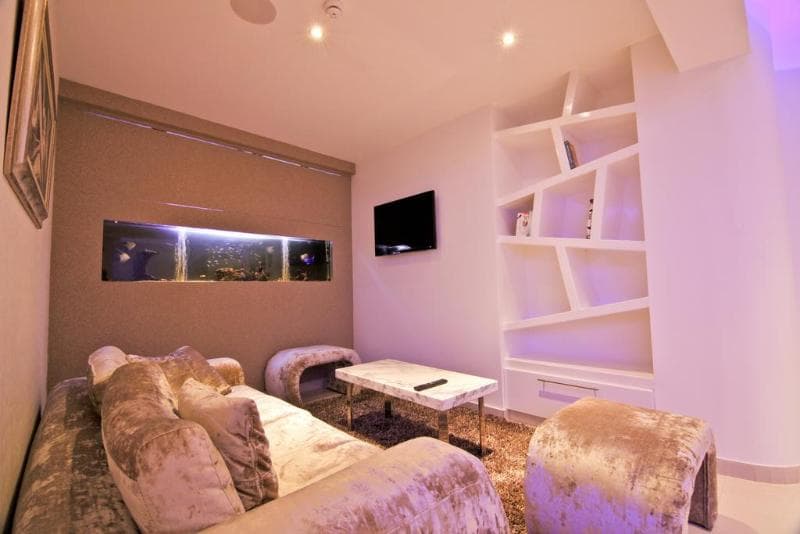 Achilleos City Hotel 5