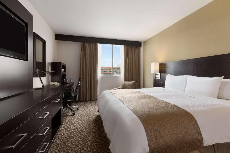 DoubleTree by Hilton Queretaro 5