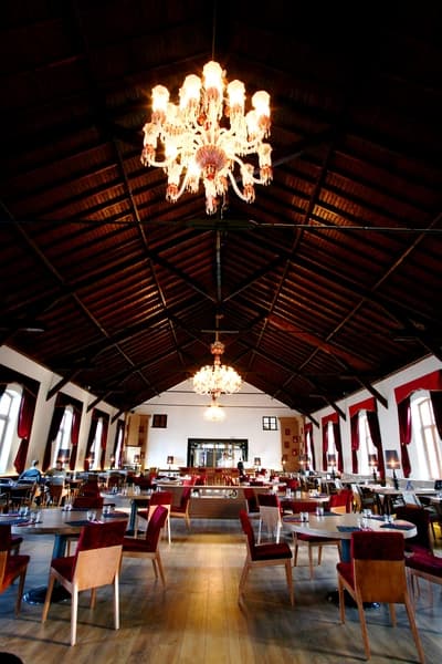 Montania Special Class Hotel 4