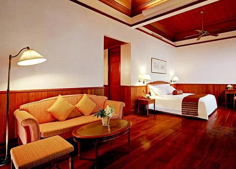 Centara Grand Beach Resort and Villas Hua Hin 5