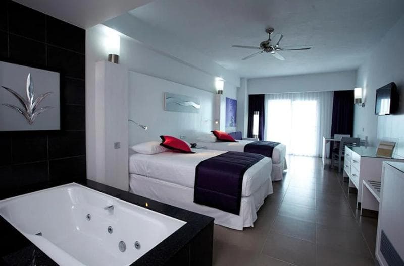 Riu Palace Peninsula photo 1