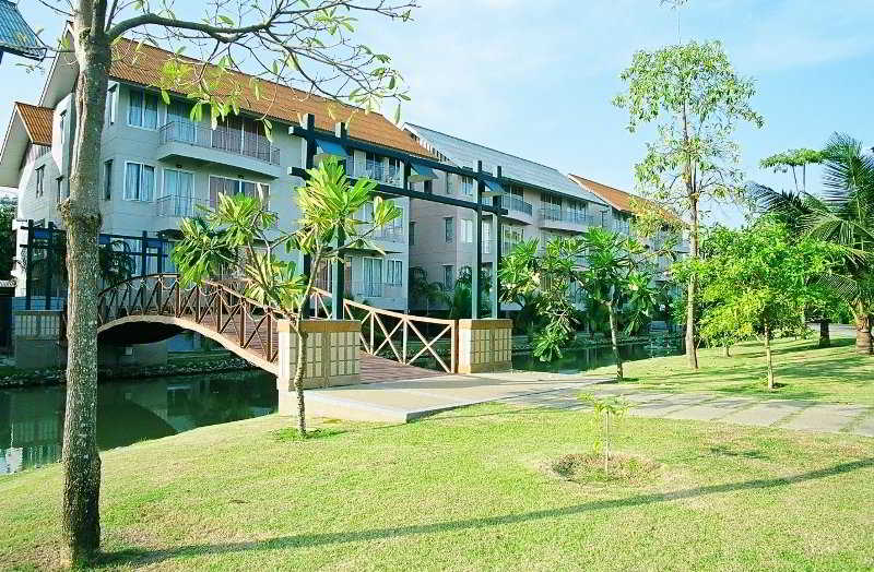 The Leela Resort & Spa Pattaya photo 1
