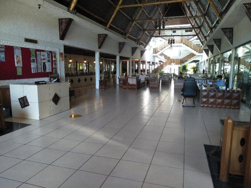 Travellers Beach Hotel 4