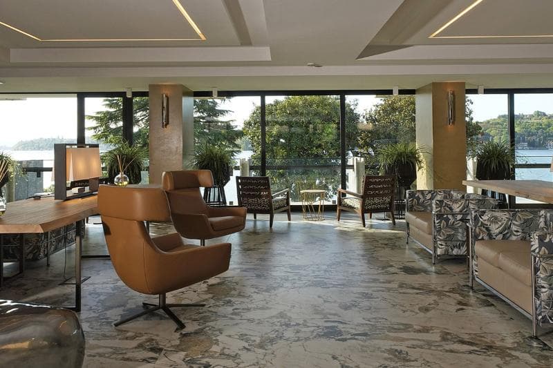 Salo du Parc 4