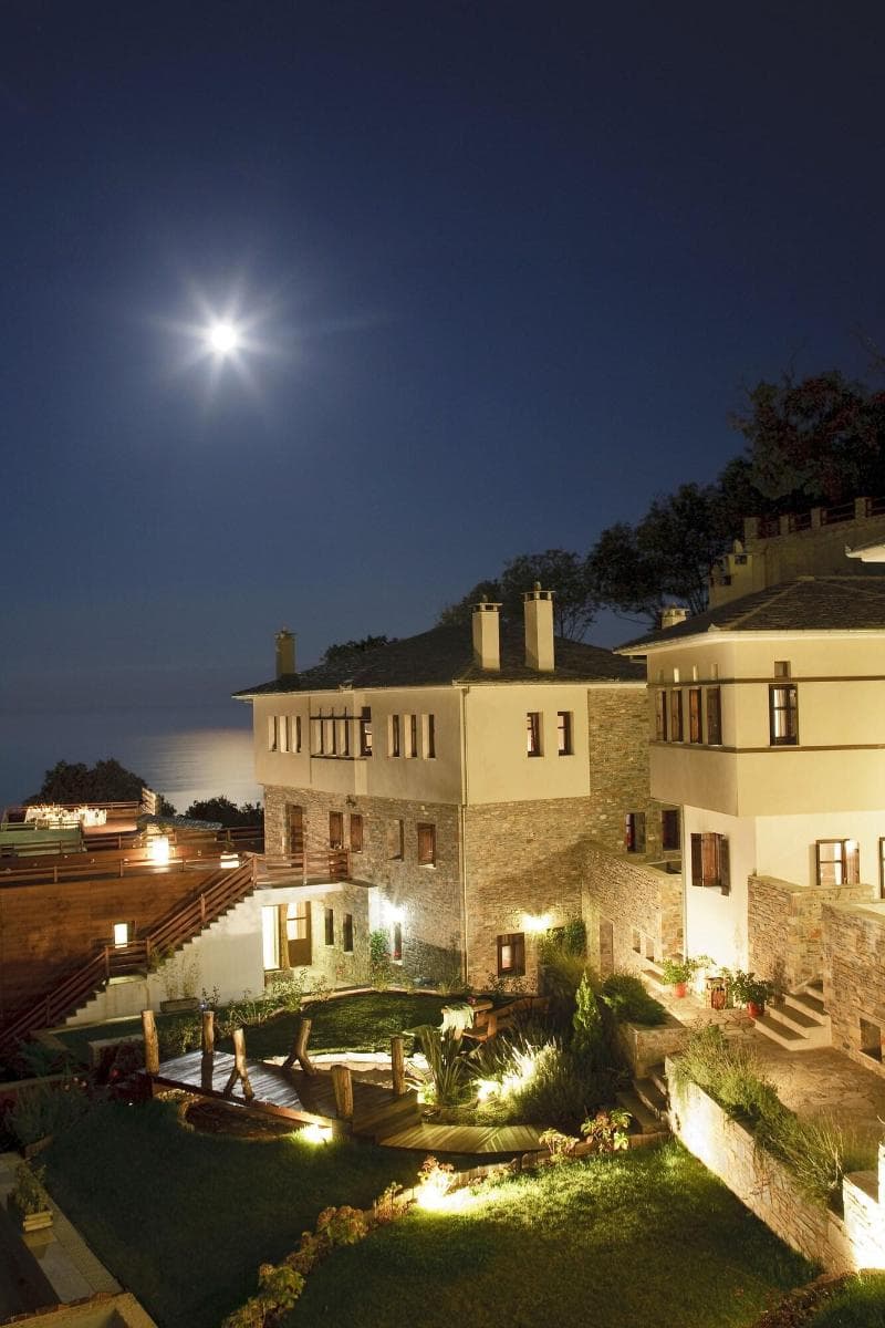 12 Months Luxury Resort 2
