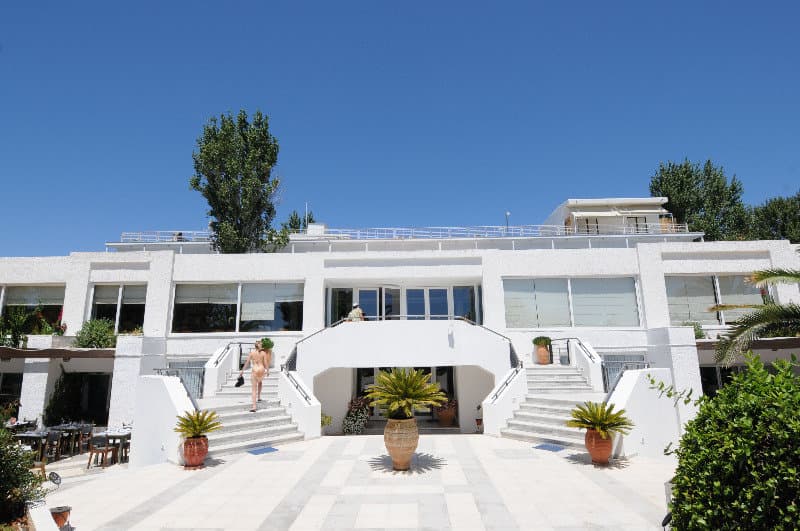 Grand Bleu Sea Resort Hotel 3