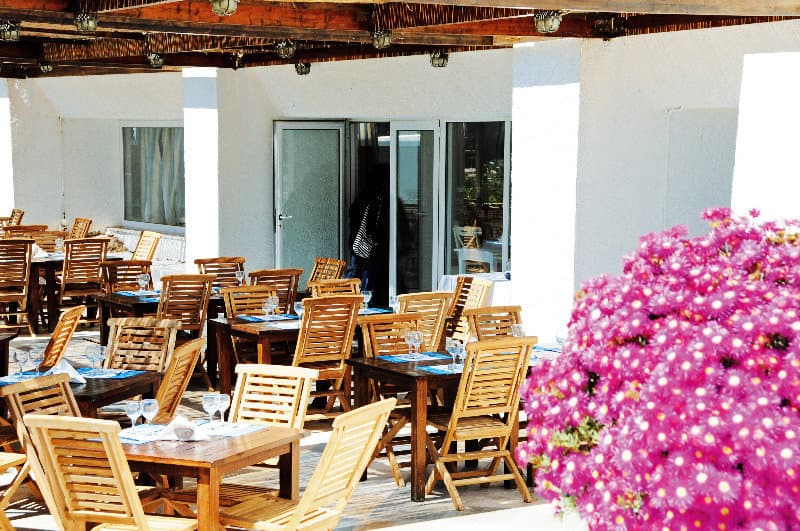 Grand Bleu Sea Resort Hotel 5