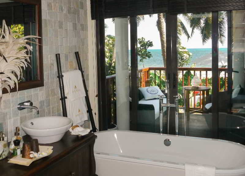 Dhevatara Beach Hotel & Spa 5