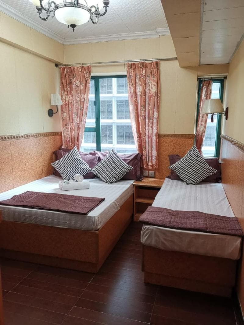 Pay Less Guest House (Adults only) main