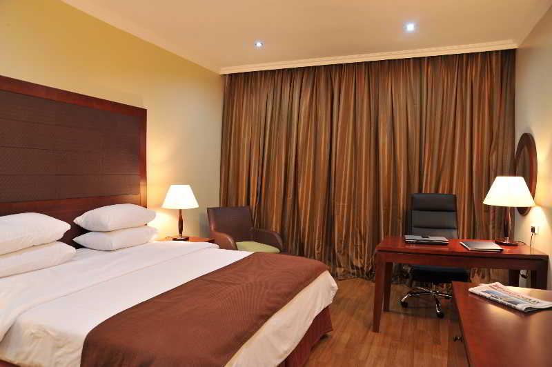 Park Inn by Radisson Serviced Apartments Lagos Victoria Island 3