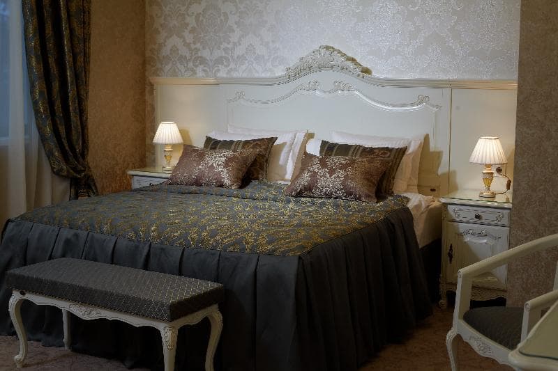 Savoy 3