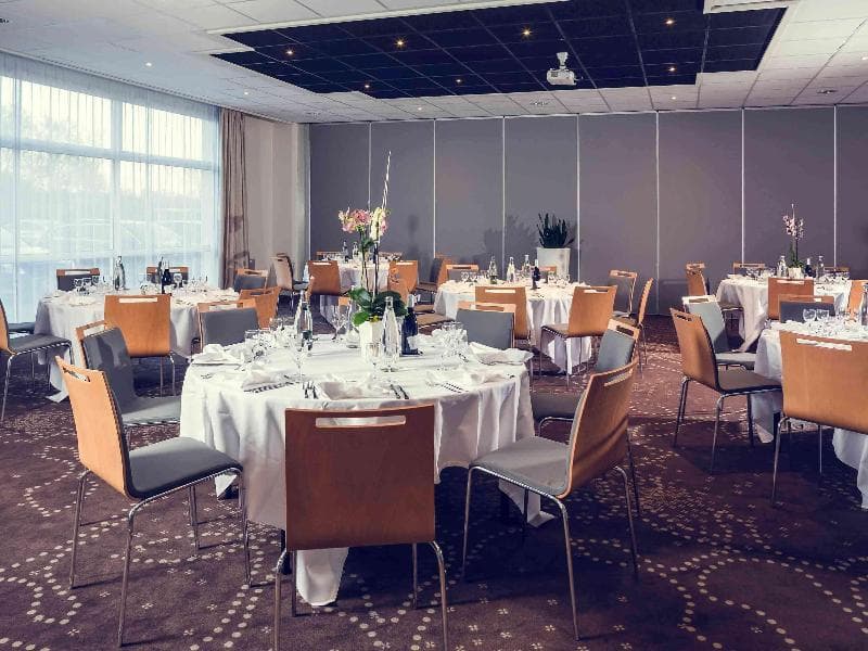 Mercure Compiègne Sud main