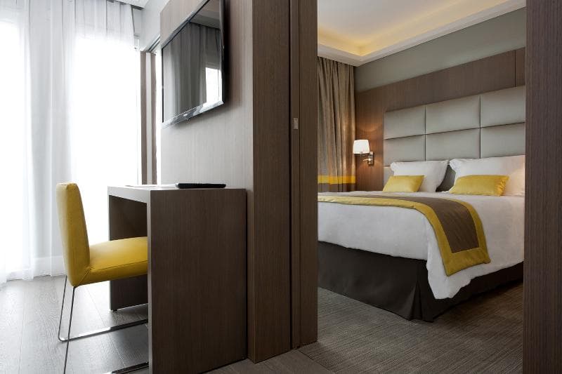 Ledmond Hotel 4