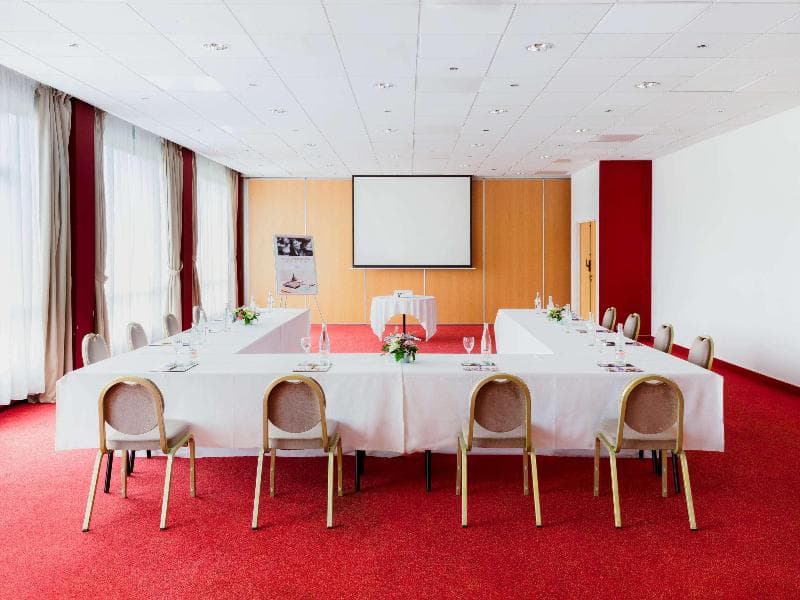 Mercure Nevers Pont De Loire photo 1