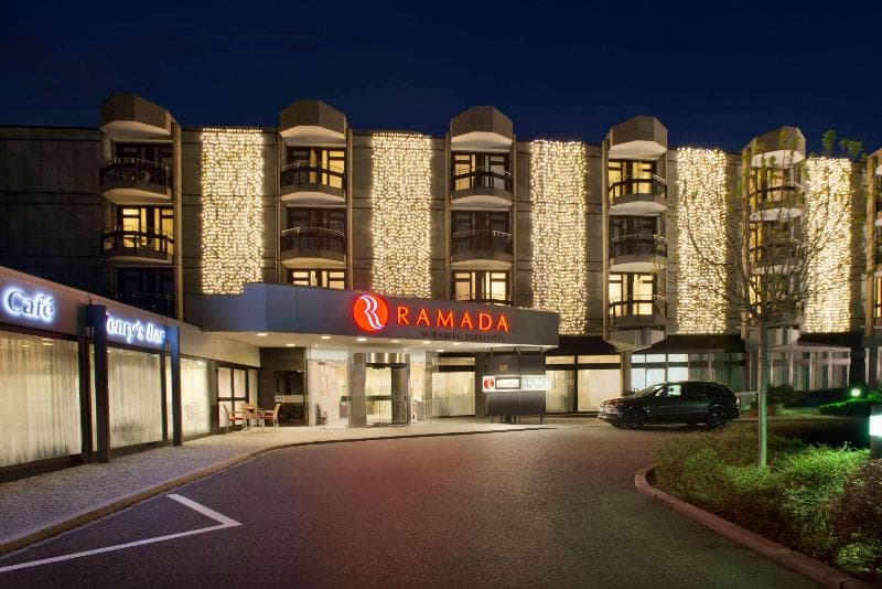 Ramada by Wyndham Nuernberg Parkhotel photo 1