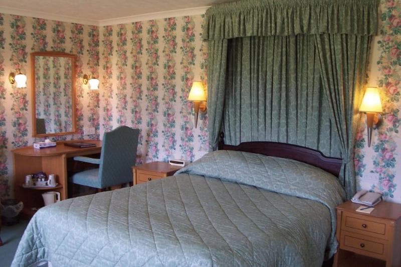 Boship Lions Farm Hotel 3