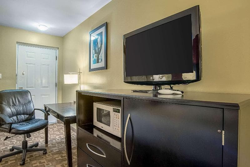 Quality Inn & Suites Phoenix NW - Sun City 3