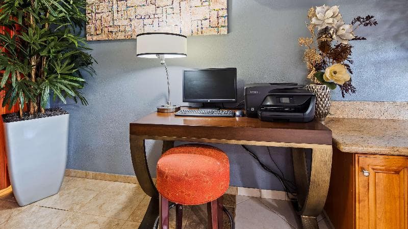 Rancho San Diego Inn & Suites main