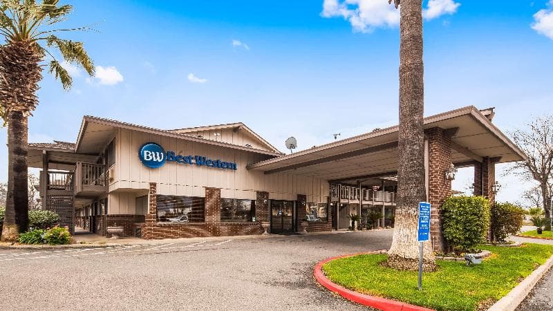Best Western Shadow Inn 2