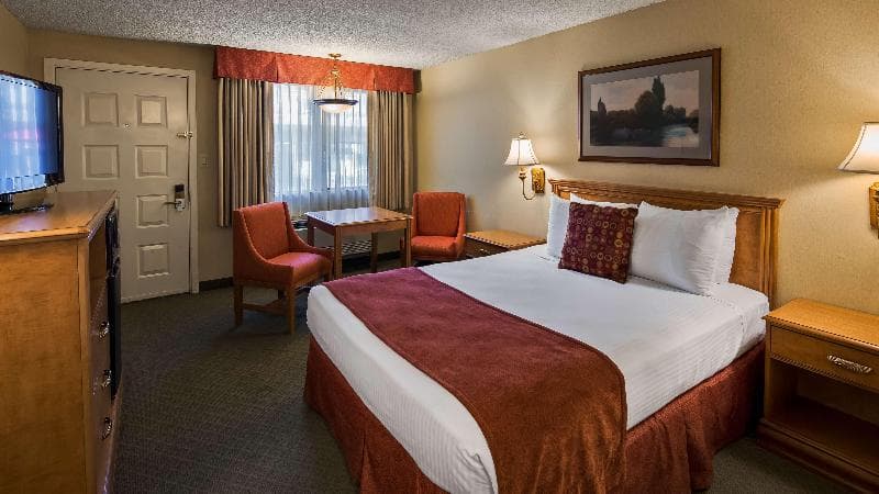 Best Western Shadow Inn 4