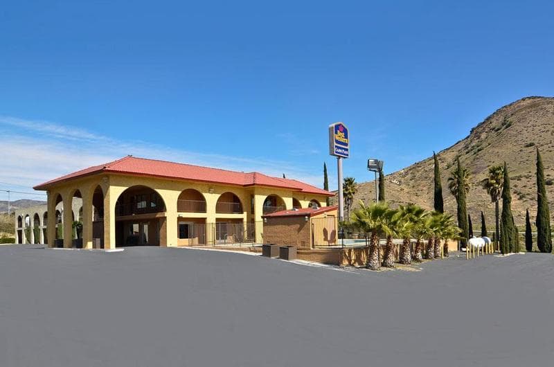 Cajon Pass Inn main
