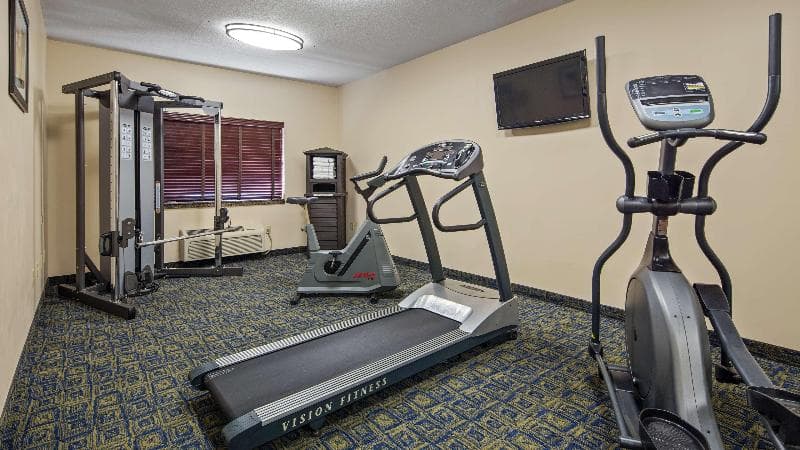 Best Western Plus Gas City 2