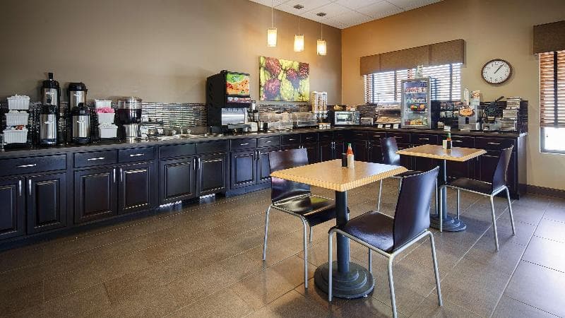 Best Western Plus Night Watchman Inn & Suites 3