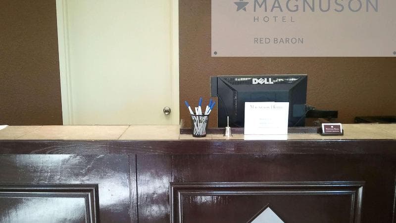 Magnuson Hotel Red Baron photo 1