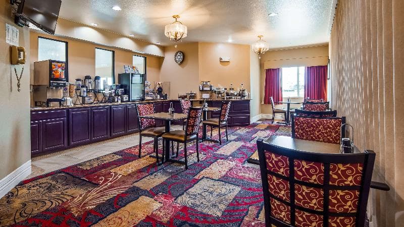 Best Western Parsons Inn 3