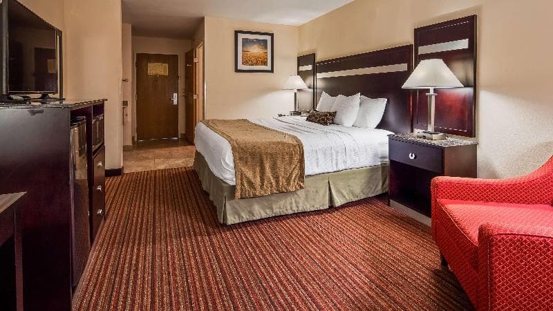 Best Western Parsons Inn 4