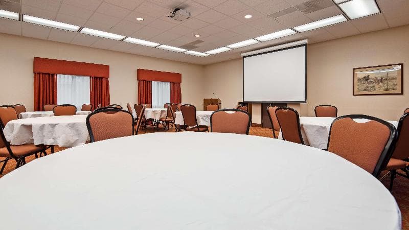 Days Inn by Wyndham Coffeyville 1
