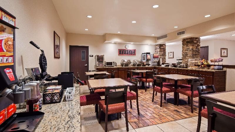 Days Inn by Wyndham Coffeyville 3