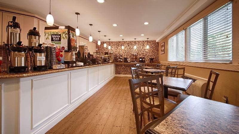 Best Western of Harbor Springs photo 1
