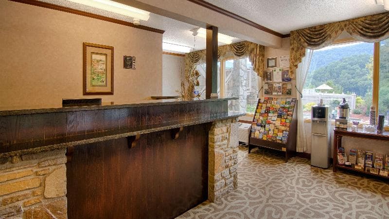 Best Western Smoky Mountain Inn 5