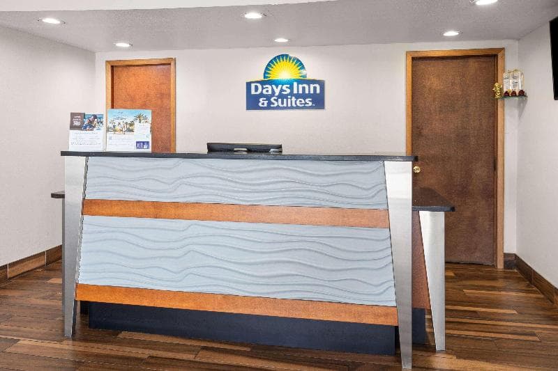 Days Inn by Wyndham Wauseon 2