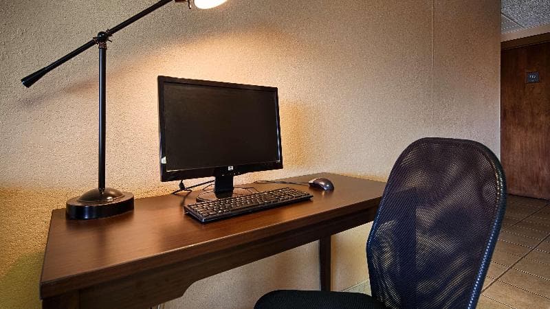 Best Western Port Clinton photo 1