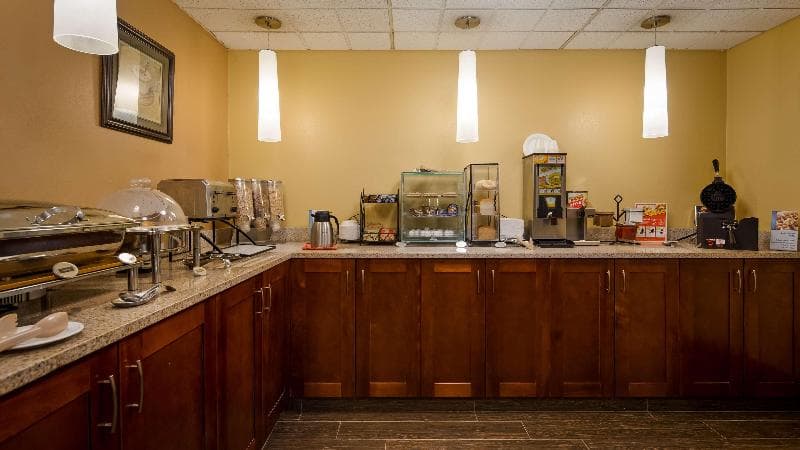 Best Western Port Clinton 2