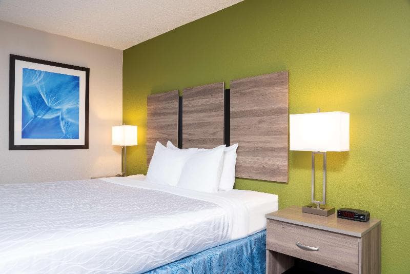 Best Western Dutch Valley Inn 5
