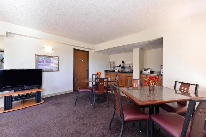 Americas Best Value Inn Elk City 4